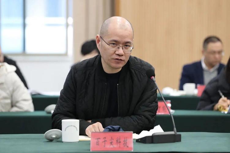 加快企业上市培育，推动高质量复工复产——我区召开企业上市工作推进会议